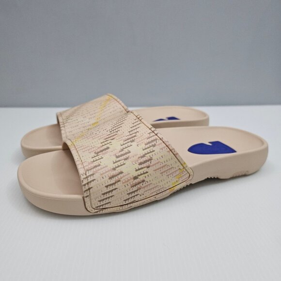 Burberry Dive Check Slide Sandal Womens EU 40 Beige Casual Pool Designer Luxury - Picture 14 of 14